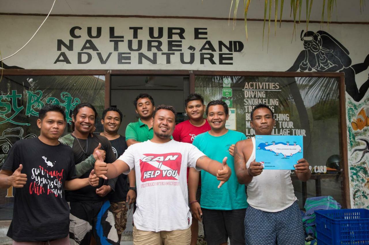 Made Taro - Menjangan Homestay Banyuwedang Luaran gambar